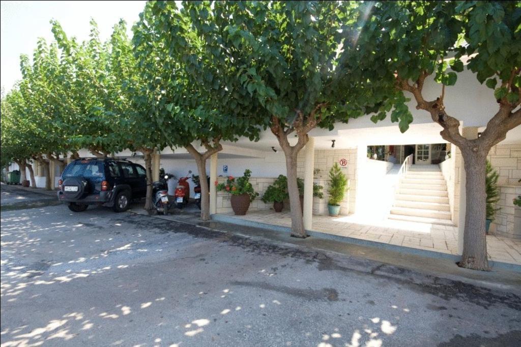Nikos Hotel Malia Eksteriør bilde