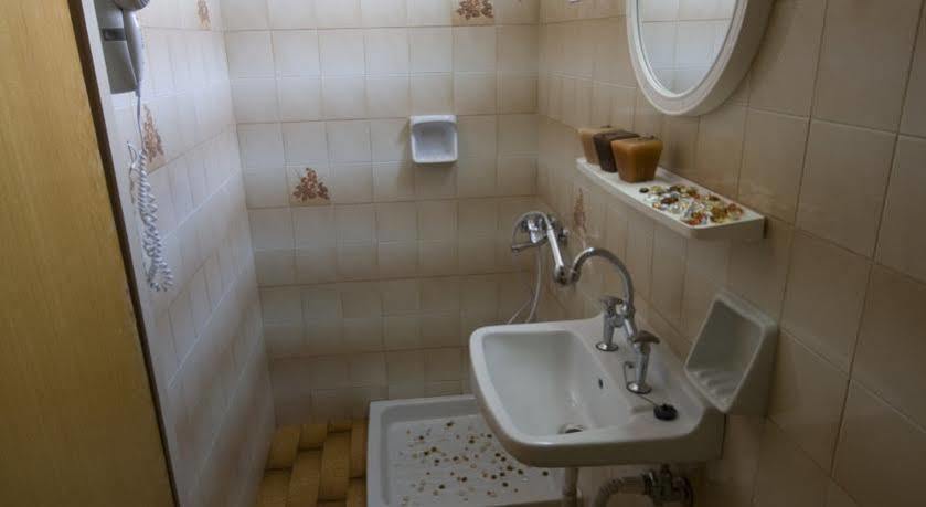 Nikos Hotel Malia Eksteriør bilde